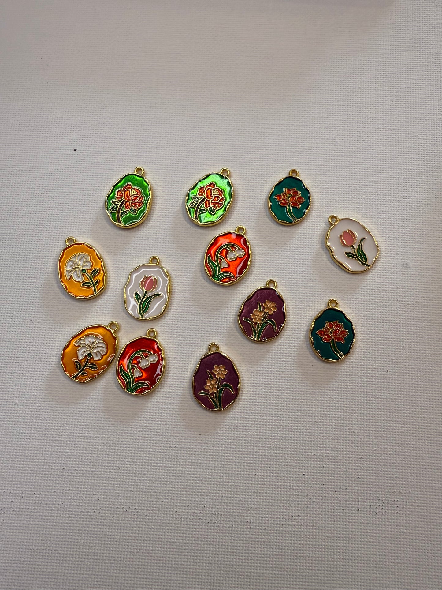 vintage floral pendant