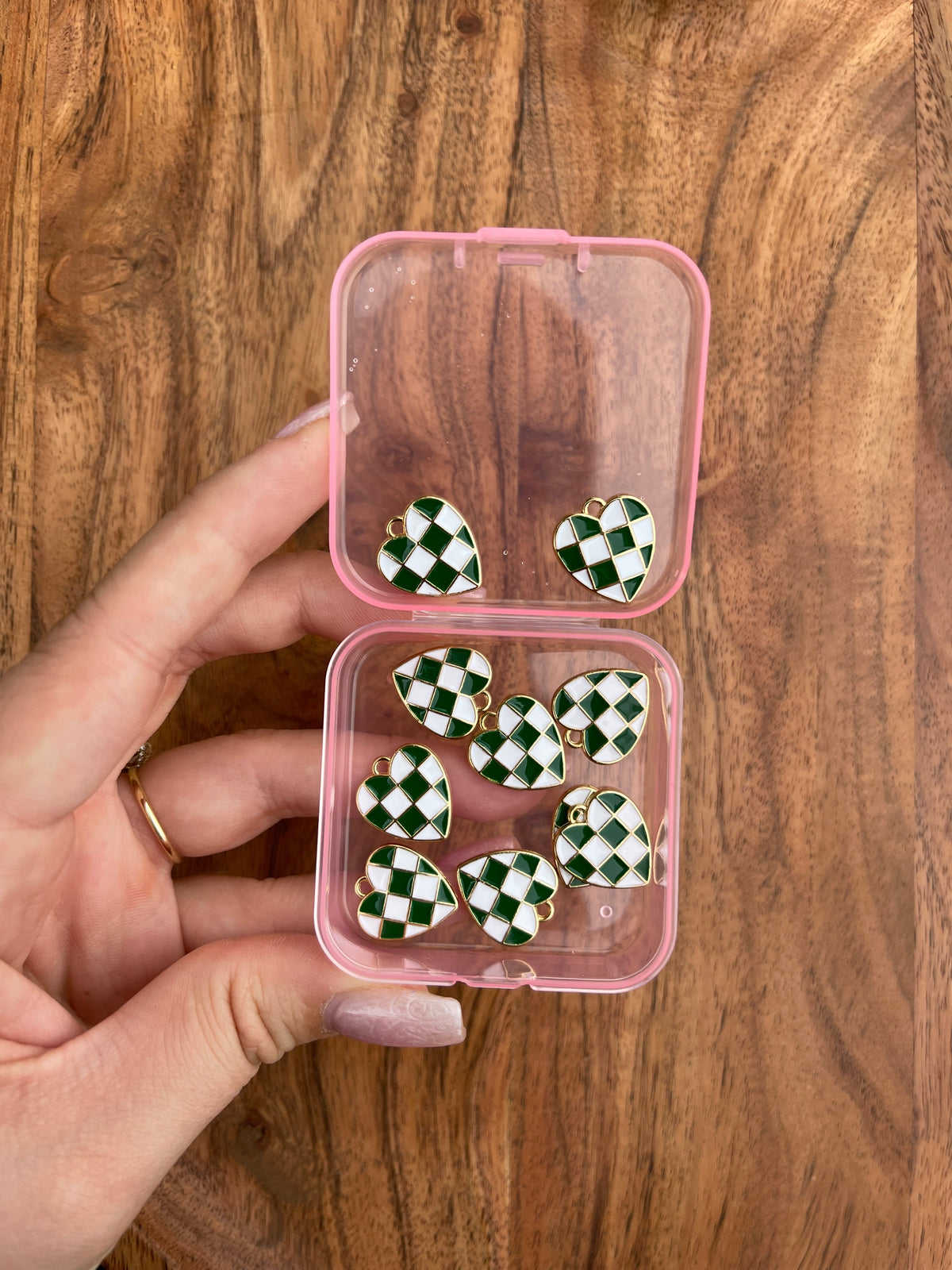 dark green checkered hearts