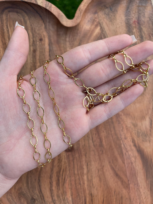 gold oval chain
