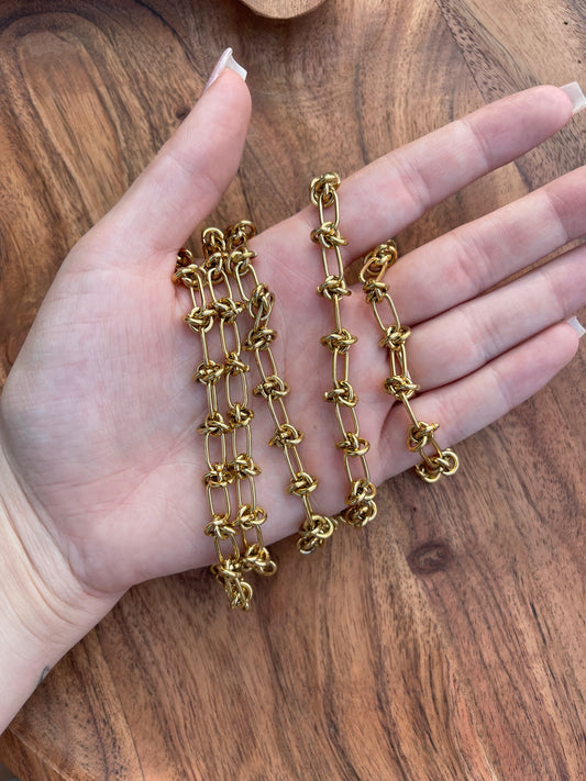 gold knot chain